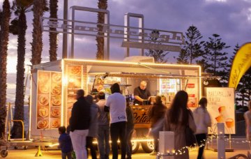 Image of sunset market stall at Scarborough Beach 